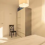 Апартаменты Stunning Modern 2br Next To Feria *