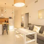 Stunning Modern 2br Next To Feria *