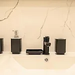 Stunning Modern 2br Next To Feria * Севилья