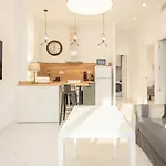 Stunning Modern 2br Next To Feria Апартаменты *