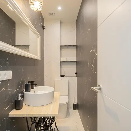 Apartamento New! Stunning Modern 2br Next To Feria Sevilha